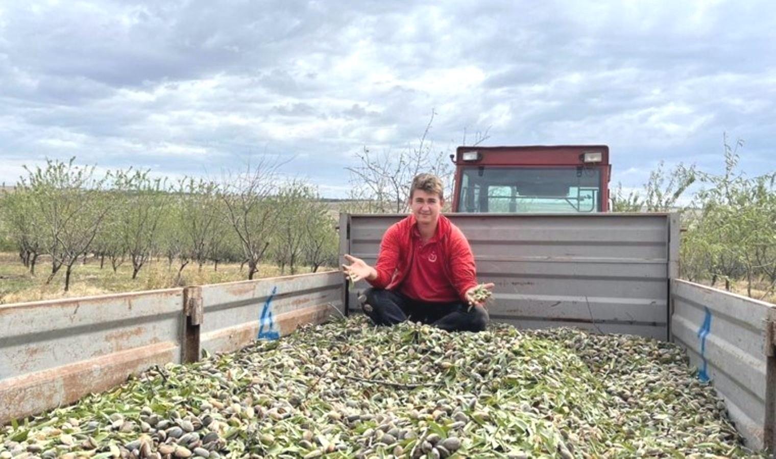 edirnede-badem-uretimi-yeniden-canlaniyor-YAFMwssq.jpg edirnede-badem-uretimi-yeniden-canlaniyor-YAFMwssq.jpg