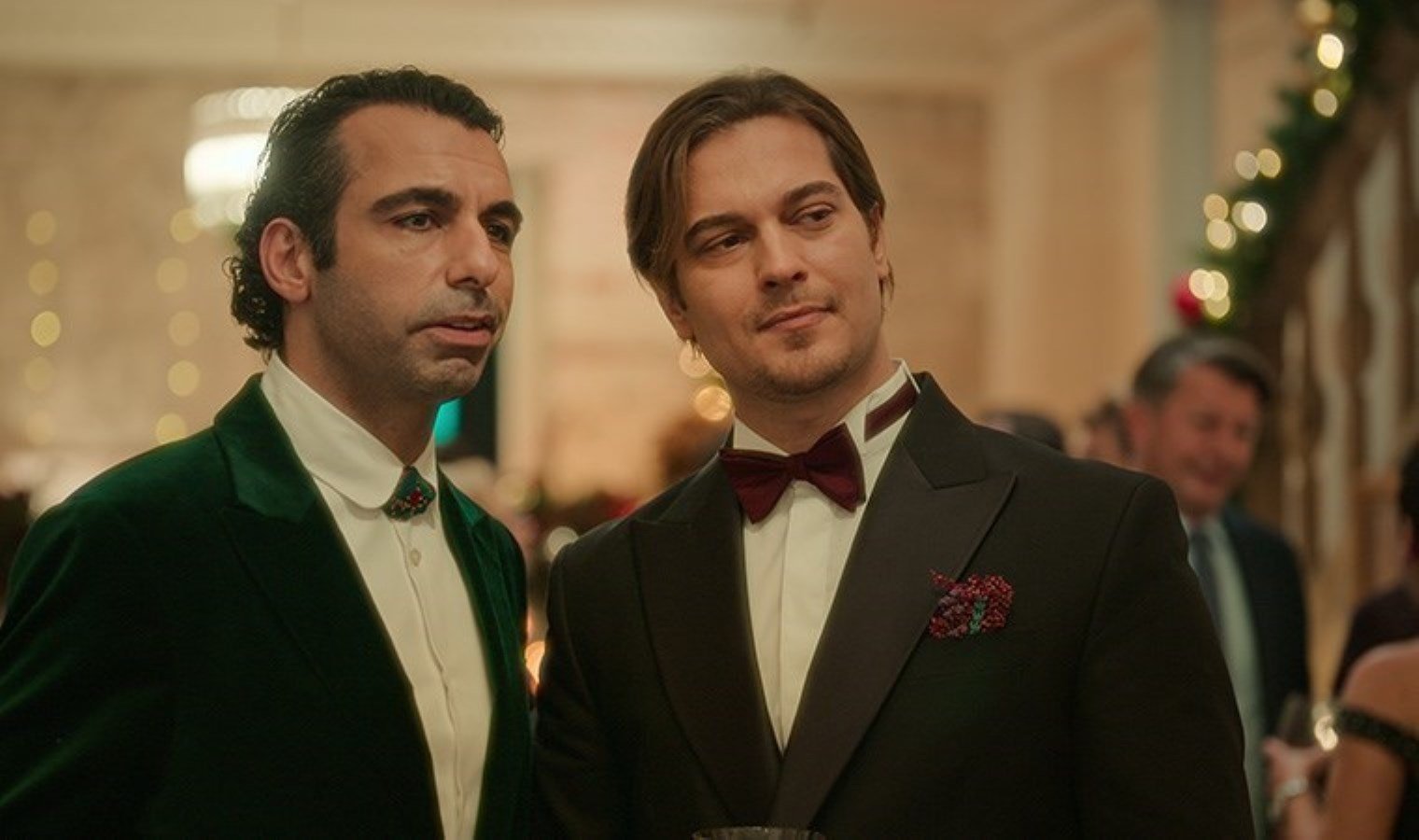 tam-bir-centilmen-cagatay-ulusoy-ve-ebru-sahin-ile-duygusal-bir-yolculuk-WfU6Pgqv.jpg