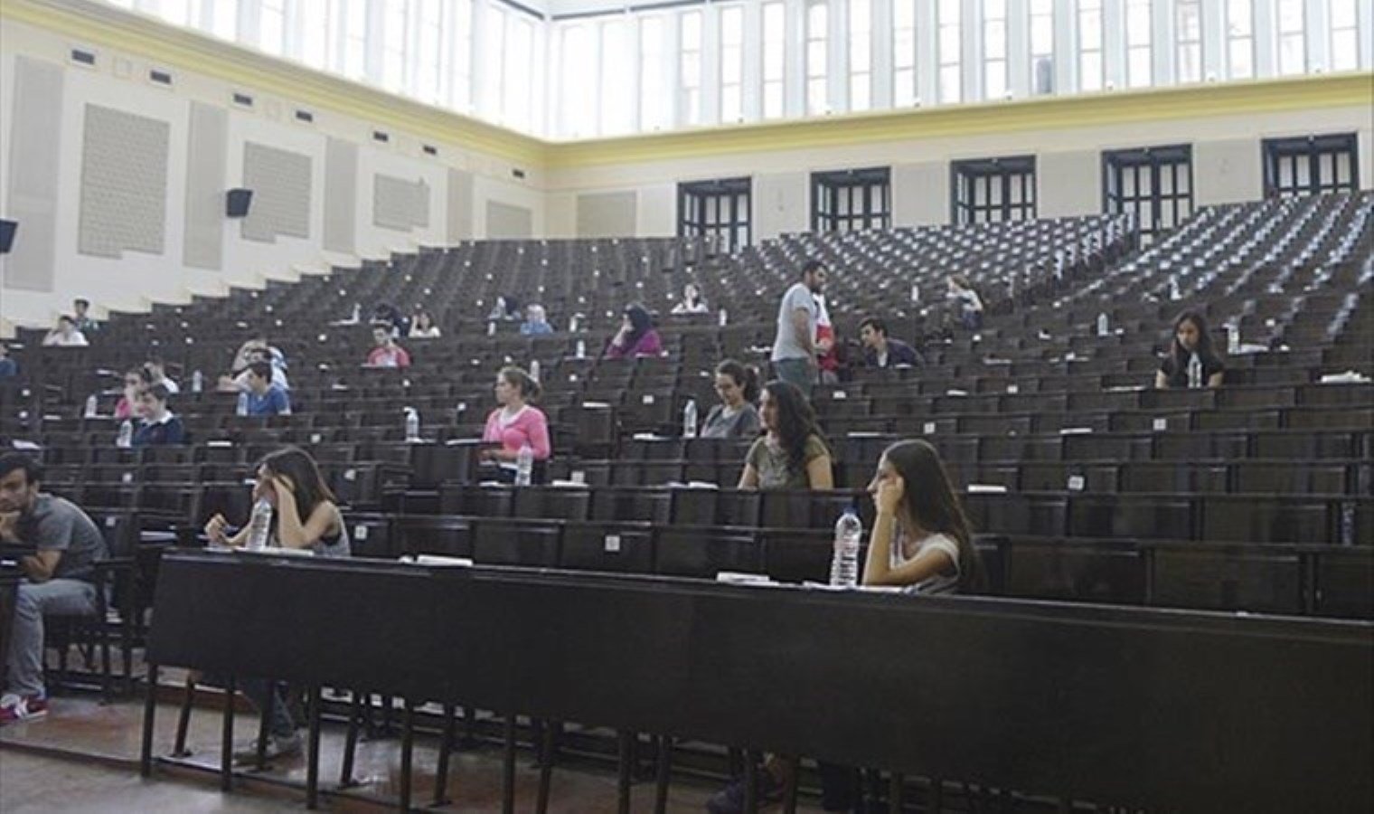 universitelerin-2024-egitim-ogretim-yili-baslangici-nJBXARfm.jpg universitelerin-2024-egitim-ogretim-yili-baslangici-nJBXARfm.jpg