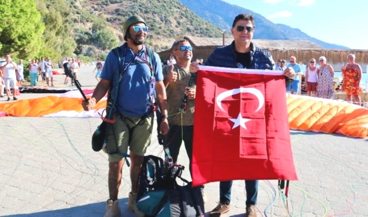 24-uluslararasi-oludeniz-hava-oyunlari-festivali-basladi-LrJU24qO.jpg 24-uluslararasi-oludeniz-hava-oyunlari-festivali-basladi-LrJU24qO.jpg