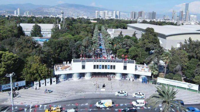 İzmir Kültürpark Geceleri Bakıma Girecek