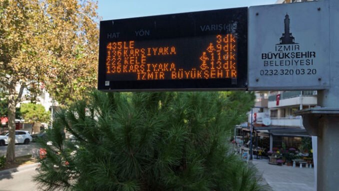 İzmir'de Akıllı Durak Dönemi Başlıyor