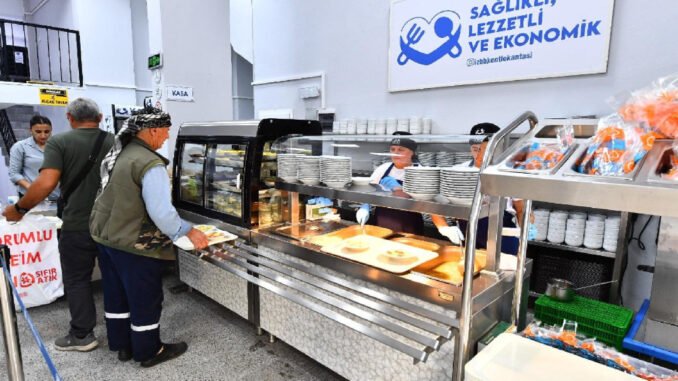 İzmir’in Dördüncü Kent Lokantası Menemen’de Açıldı