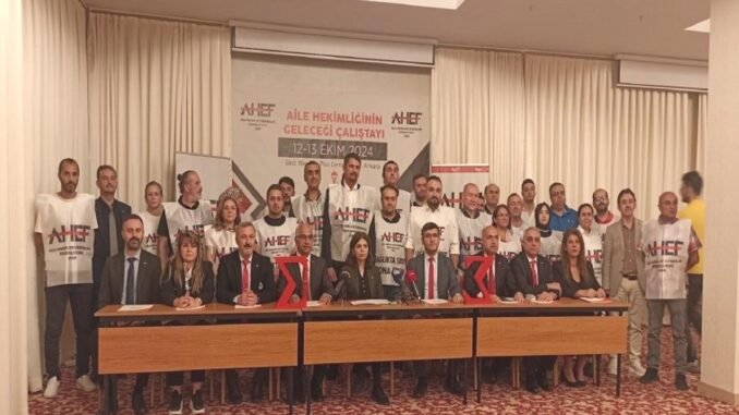 aile-hekimlerinden-yeni-yonetmelige-tepki-ve-buyuk-miting-cagrisi-iJmpH332.jpg