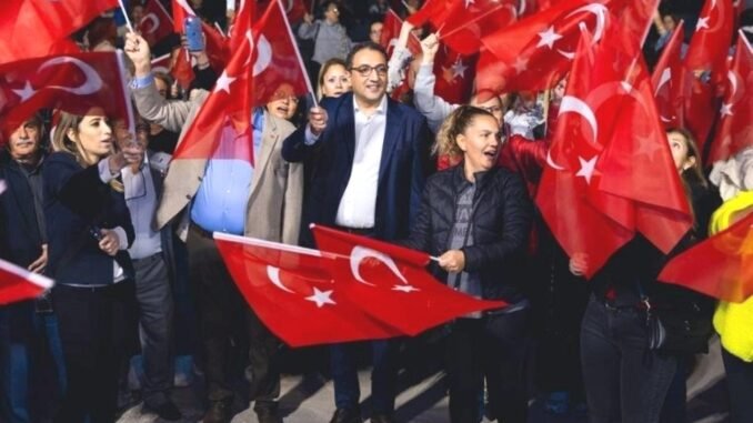 balcovada-cumhuriyet-bayrami-coskusu-ve-etkinlikler-rrenyXDk.jpg