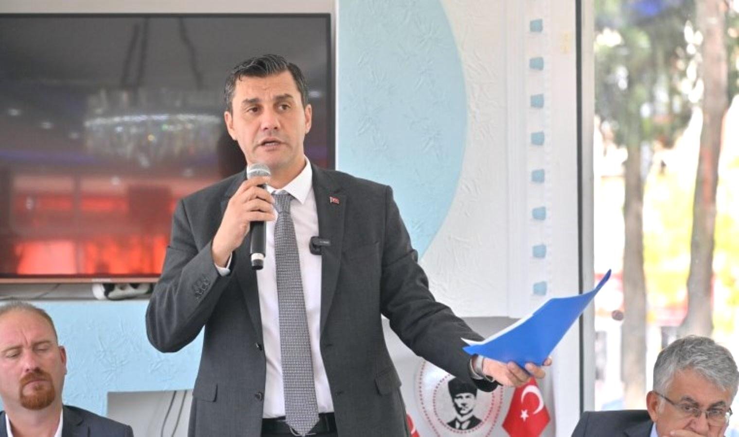 baskan-ferdi-zeyrekin-saruhanli-ziyareti-ve-sosyal-belediyecilik-projeleri-VD4GjmhU.jpg baskan-ferdi-zeyrekin-saruhanli-ziyareti-ve-sosyal-belediyecilik-projeleri-VD4GjmhU.jpg