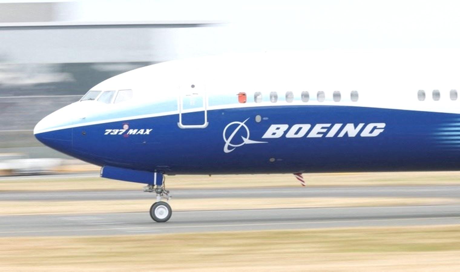 brindisideki-havacilik-sirketlerine-sorusturma-boeing-787-dreamliner-parca-uyusmazliklari-VLzxkEY6.jpg