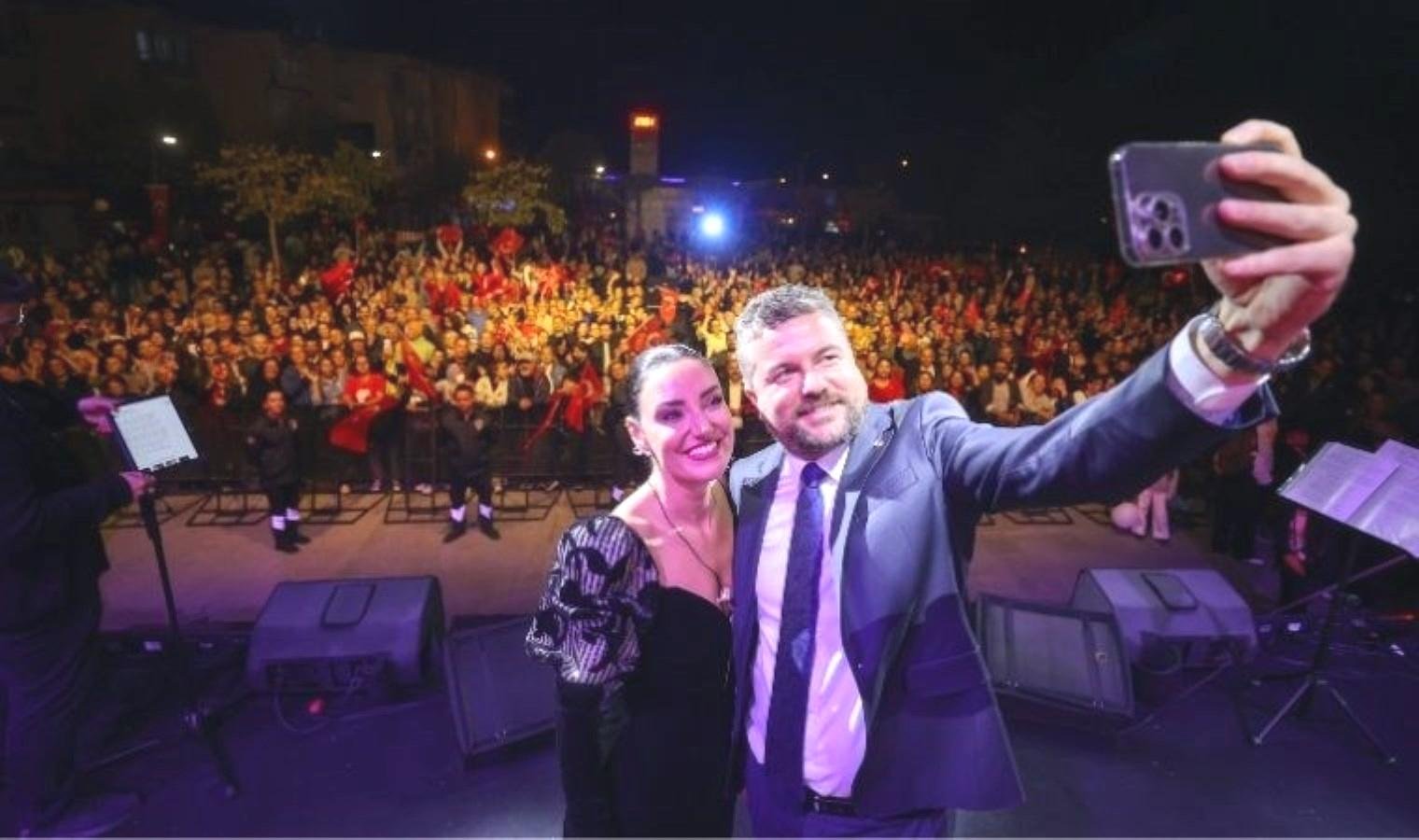 buca-belediyesinden-cumhuriyetin-101-yili-kutlamalari-ymtyntL6.jpg