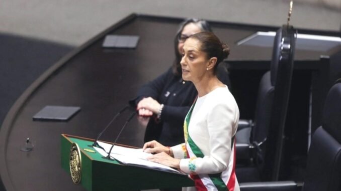 claudia-sheinbaum-meksikanin-ilk-kadin-devlet-baskani-olarak-yemin-etti-QnTF4Ncl.jpg