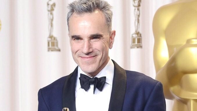 daniel-day-lewis-setlere-geri-donuyor-anemone-ile-baba-ogul-isbirligi-MYVd2lvD.jpg