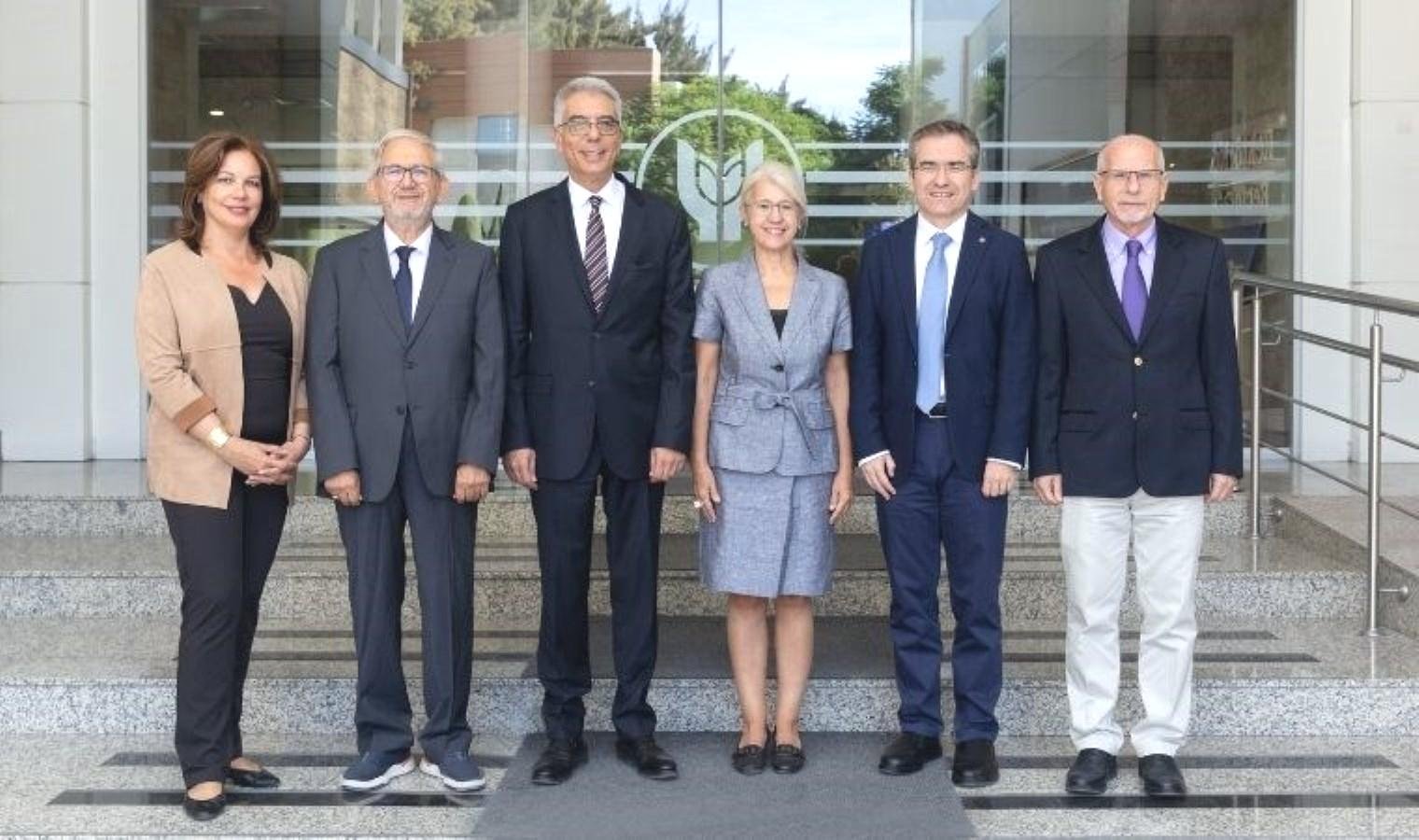 dunyadaki-en-etkili-bilim-insanlari-2024-listesi-ve-turk-akademisyenler-gUkDRHbH.jpg