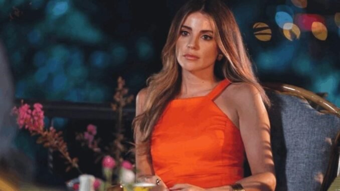 ezgi-eyuboglunun-hayati-ve-kariyeri-ZWc4EFjA.jpg