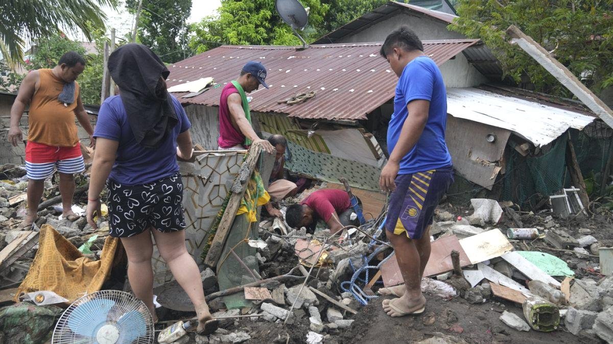 filipinlerdeki-buyuk-sel-ve-toprak-kaymalarinda-en-az-126-olu-veya-kayip-4eKktAZu.jpg filipinlerdeki-buyuk-sel-ve-toprak-kaymalarinda-en-az-126-olu-veya-kayip-4eKktAZu.jpg