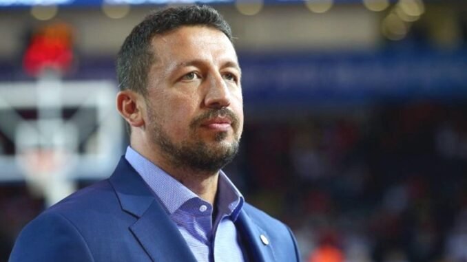 hidayet-turkoglu-basketbol-kariyeri-ve-turkiye-basketbol-federasyonu-baskanligi-R97NSO4N.jpg