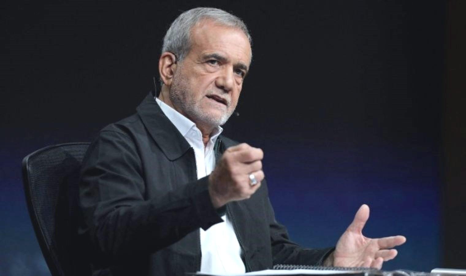 iran-cumhurbaskani-pezeskiyan-ve-suudi-arabistan-disisleri-bakaninin-gorusmesi-G5s5EZRE.jpg
