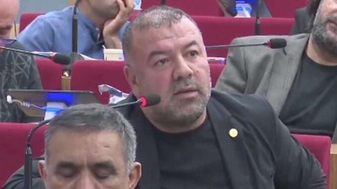 izmir-buyuksehir-belediye-meclisinde-kadin-cinayetleri-tartismasi-EWBnkzwA.jpg