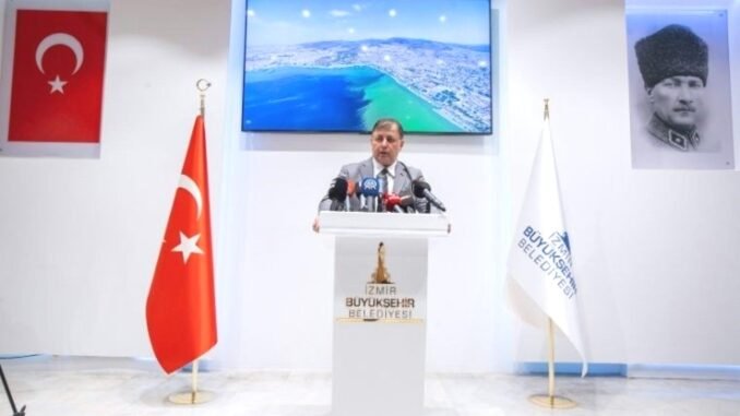 izmir-korfezinde-balik-olumleri-ve-temizlik-calismalari-IZ4fhI5k.jpg