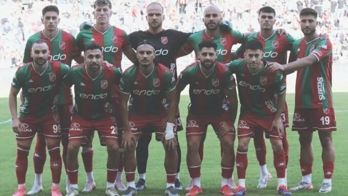 izmirin-profesyonel-futbol-takimlari-ve-performanslari-JMzj4suX.jpg