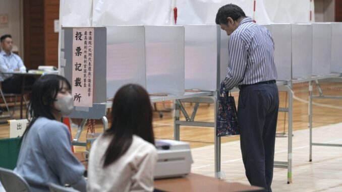 japonya-basbakani-ishiba-partisinin-parlamentoda-cogunlugu-kaybetmesinin-ardindan-zor-bir-durumla-karsi-karsiya-olduklarini-nELGELOa.jpg