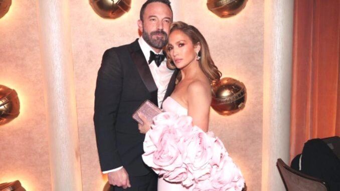 jennifer-lopez-ve-ben-affleckin-ayriligi-zor-bir-surecin-ardindan-3bp8uNMp.jpg