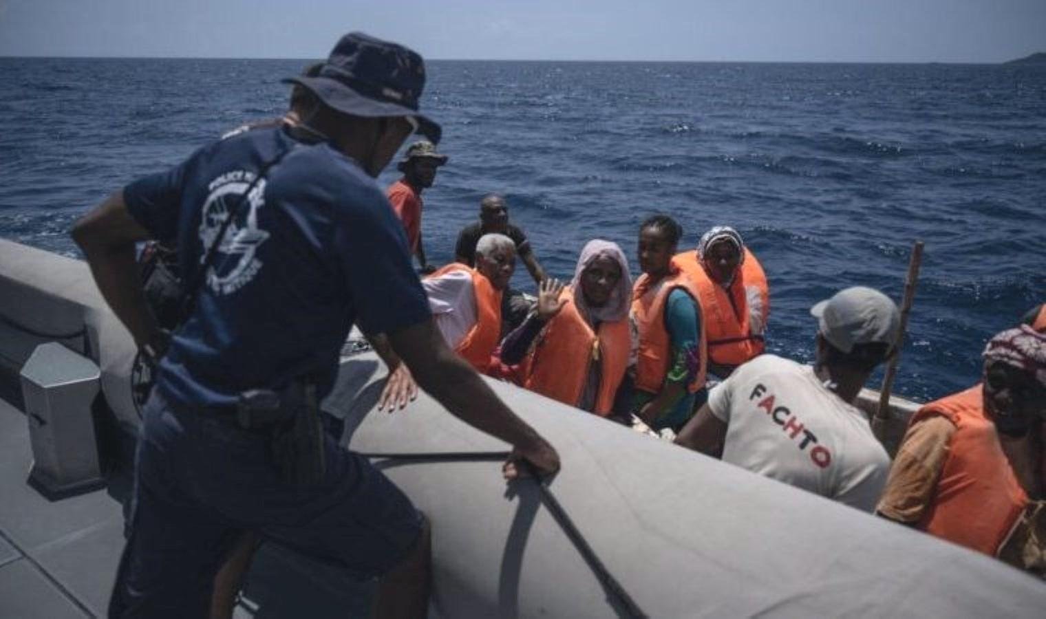 mayotte-adasindaki-duzensiz-gocmen-sorunu-ve-fransanin-cozumleri-OEj4Zfb1.jpg mayotte-adasindaki-duzensiz-gocmen-sorunu-ve-fransanin-cozumleri-OEj4Zfb1.jpg