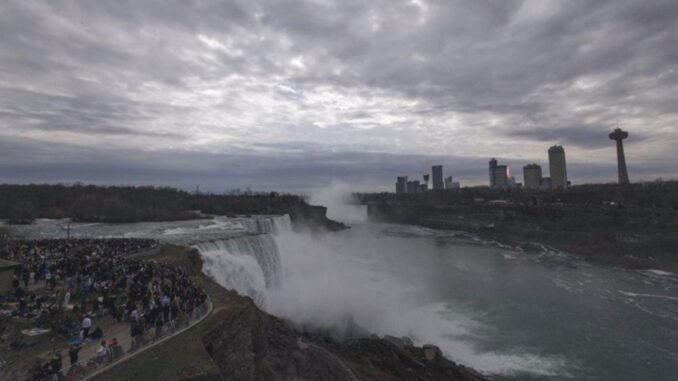 niagara-selalesinde-anne-ve-iki-cocugunun-trajik-intihari-JJ4ntPya.jpg