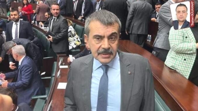 ogretmen-adaylarindan-mebe-tepki-mulakat-sonuclari-ve-seffaflik-sorunu-kHG6YGm9.jpg