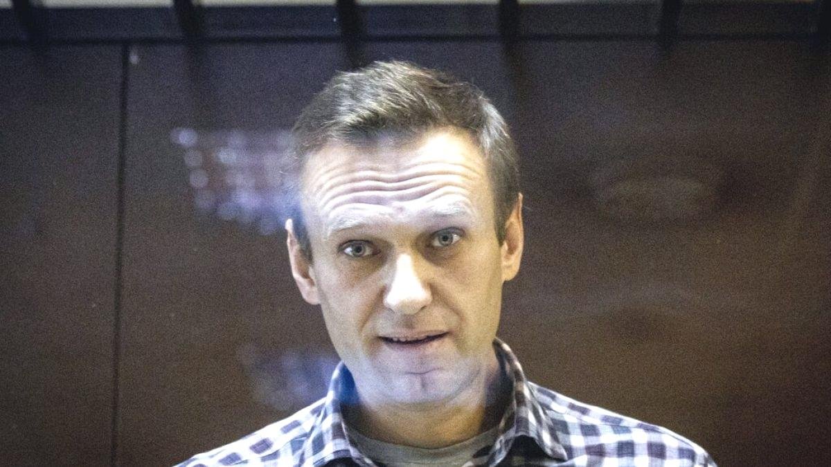 rusyanin-muhalefet-lideri-navalny-ani-kitabinda-hapiste-olecegini-biliyordu-Vn5BQne1.jpg