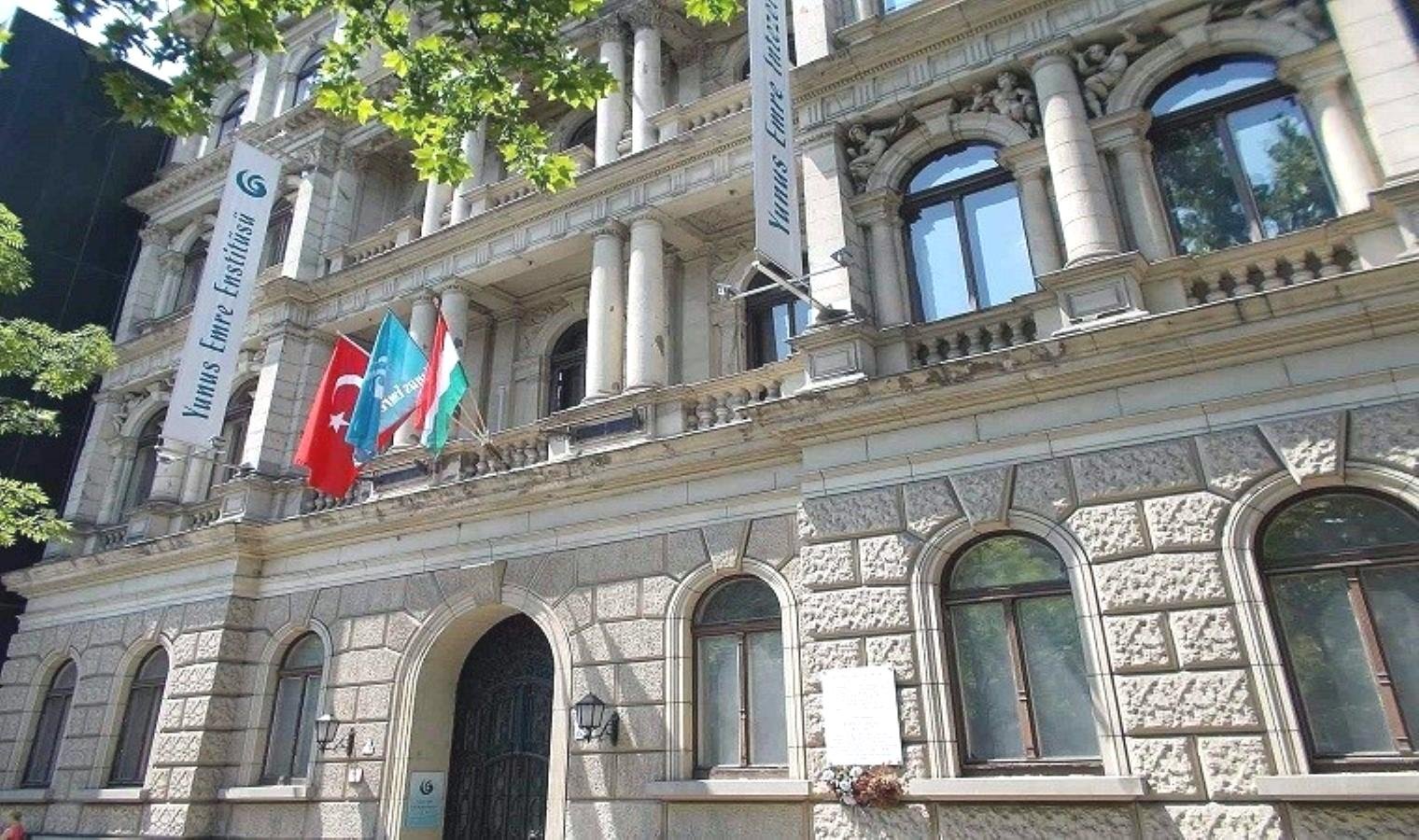 turk-yazarlar-budapestede-bulusuyor-iQ6B73XO.jpg