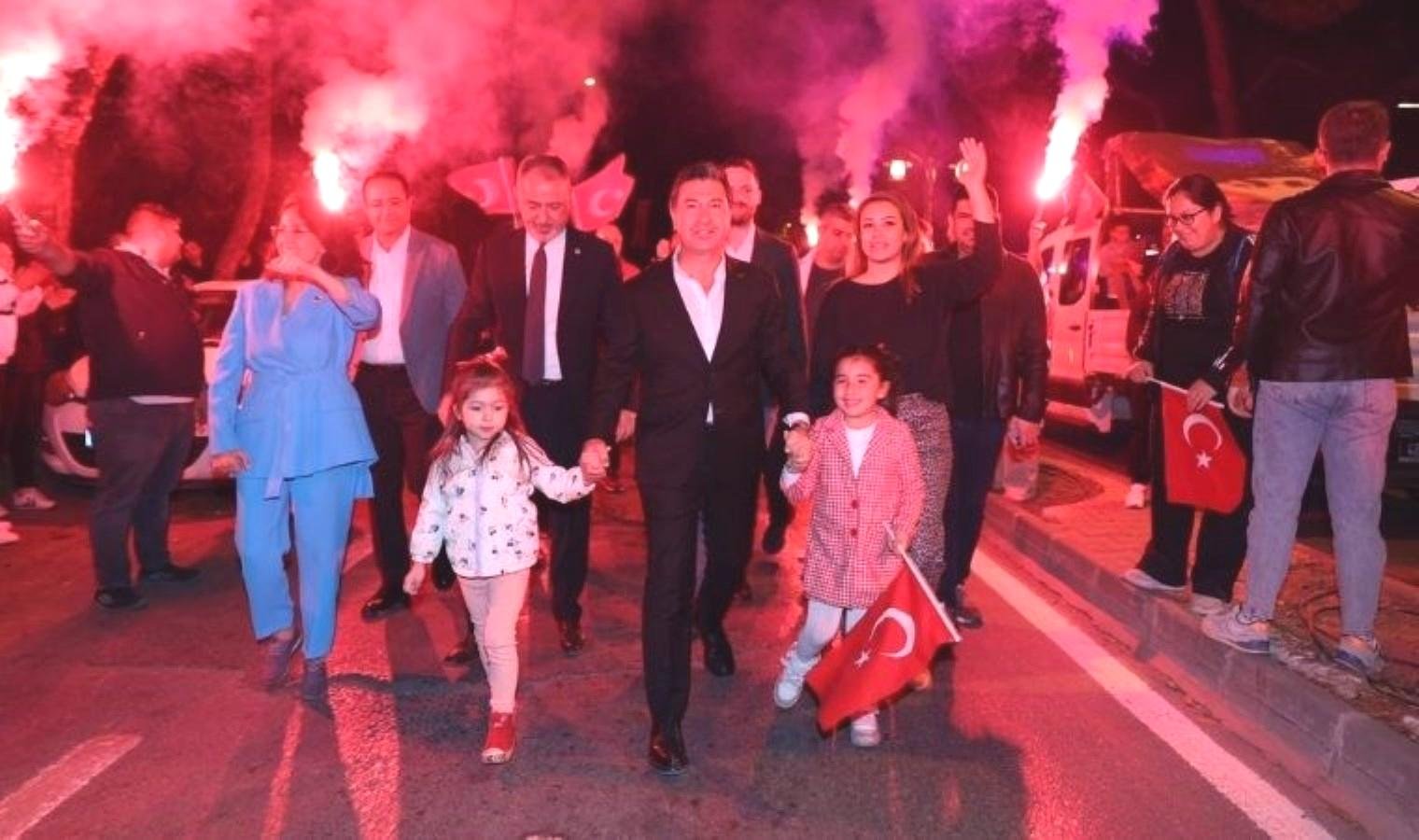 turkiye-cumhuriyetinin-101-yili-muglada-coskuyla-kutlandi-JFkCHzdg.jpg
