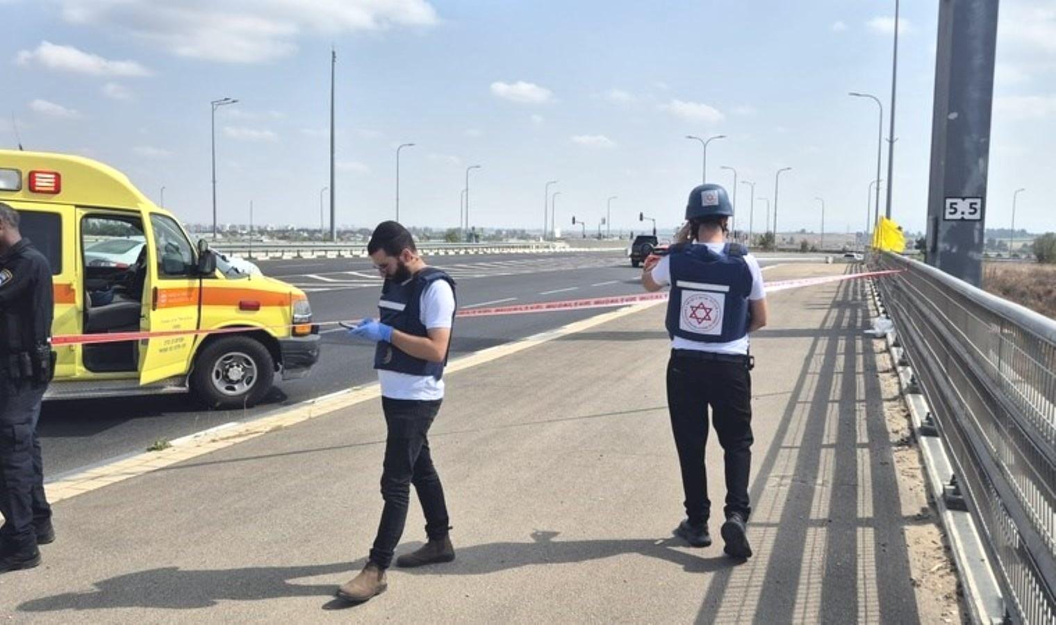 usdudda-silahli-saldiri-1-olu-3-yarali-3AAd4g7M.jpg