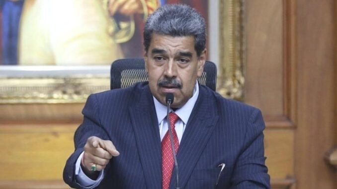 venezuelada-pasaport-iptalleri-ve-ifade-ozgurlugu-uzerindeki-etkileri-B4YDpGnX.jpg