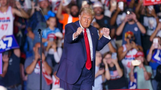 Trump'ın Florida'daki Seçim Mitingi