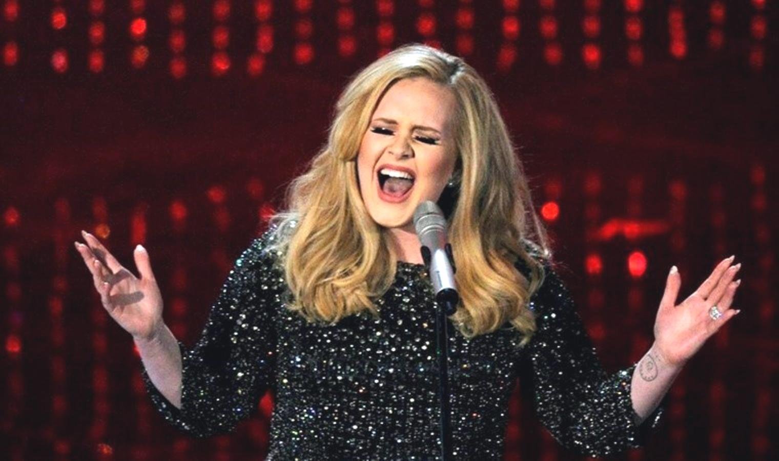 adele-las-vegas-konserleri-hakkinda-duygusal-aciklamalarda-bulundu-4WHkT3h6.jpg