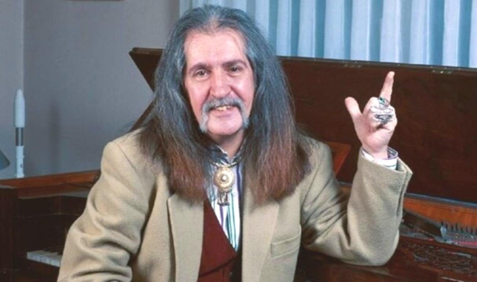 baris-manconun-hayatini-anlatan-film-projesi-X8sDDNvm.jpg