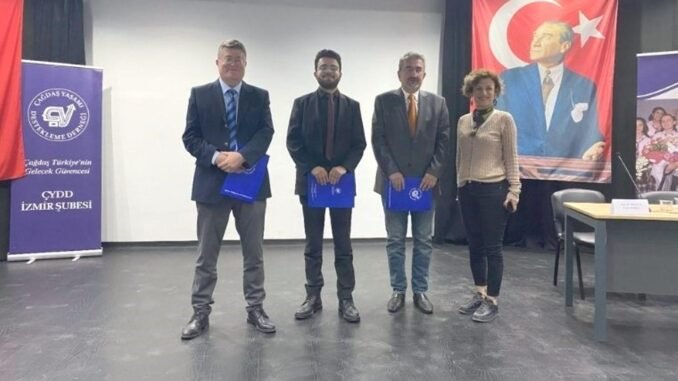 cumhuriyetin-101-yili-ve-ataturku-anma-haftasi-paneli-hzxF1BeV.jpg