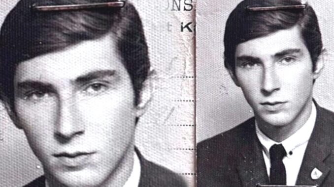 erdal-ozyagcilarin-genclik-fotografi-sosyal-medyada-gundem-oldu-OagkCjwj.jpg
