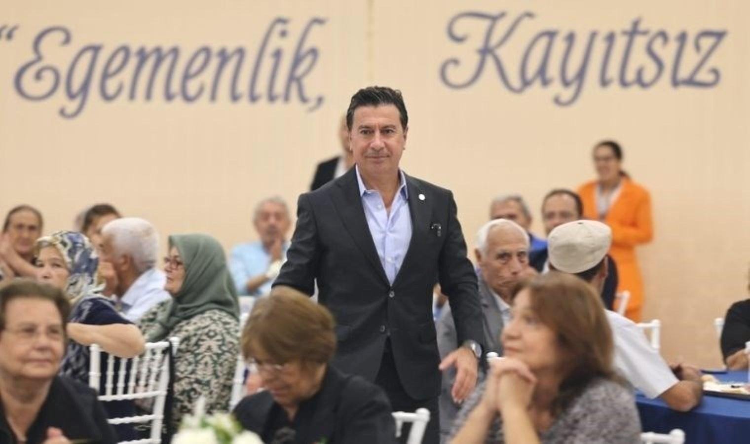 esenyurt-belediye-baskaninin-tutuklanmasina-tepkiler-SZGA8xrZ.jpg