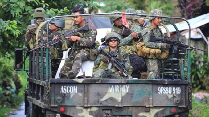 filipinlerde-askeri-tatbikat-egemenlik-ve-guney-cin-denizi-ihtilafi-AVtMwUEO.jpg