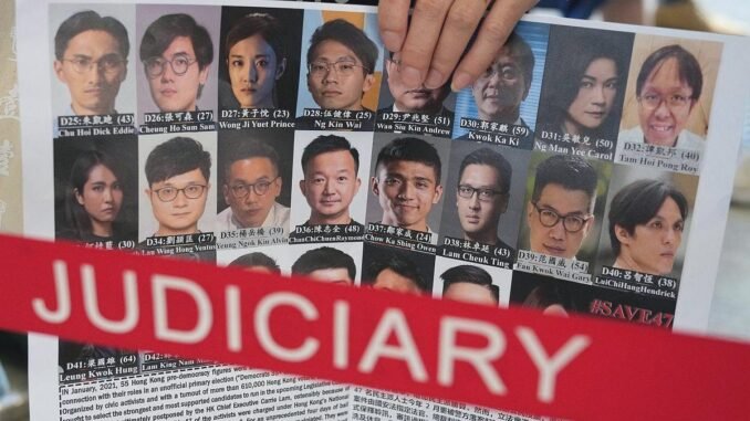hong-kong-45-demokrasi-yanlisi-aktivist-en-buyuk-ulusal-guvenlik-davasinda-hapis-cezasina-carptirildi-fP1bMNcO.jpg