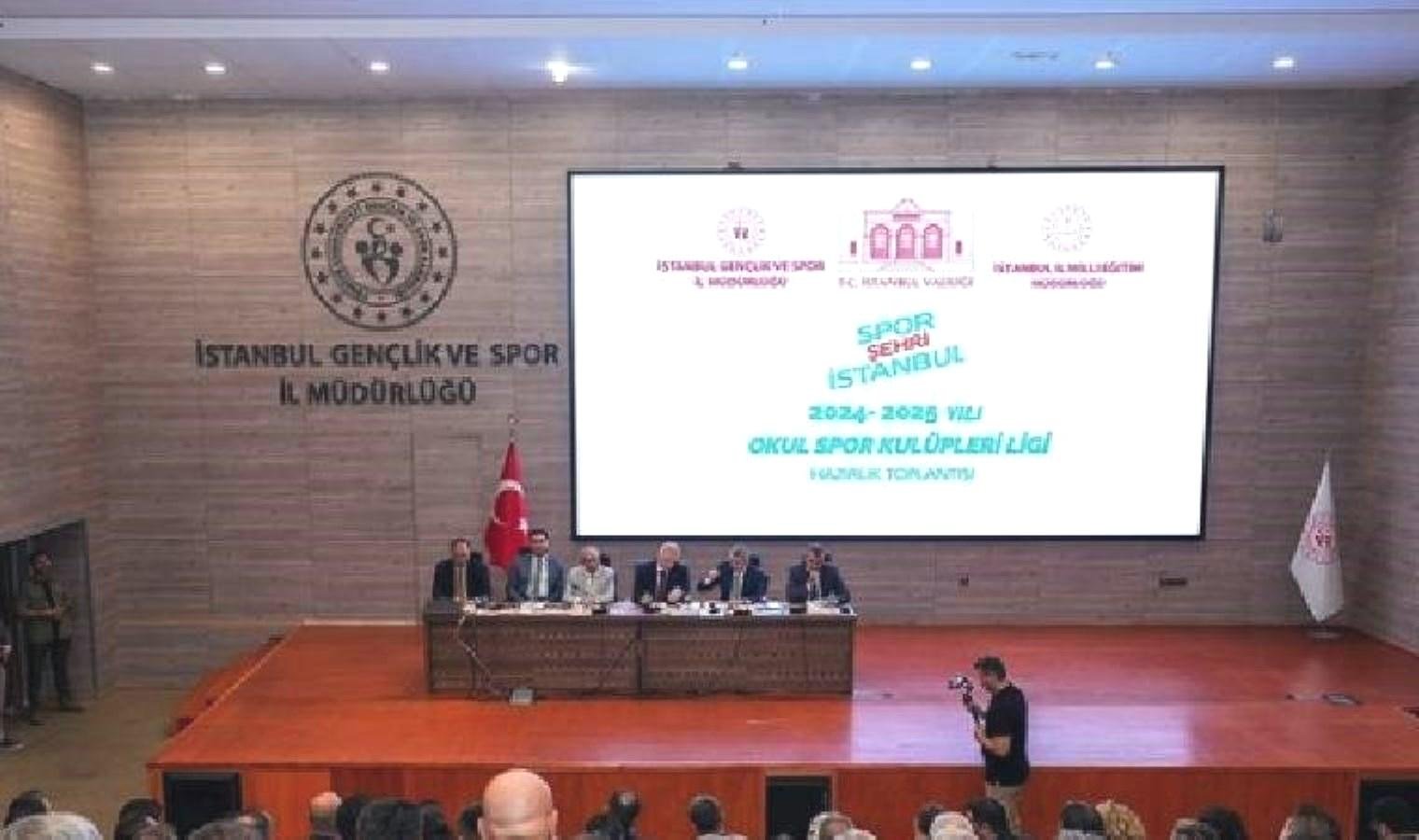 istanbuldaki-spor-kulupleri-sayisi-artiyor-egitim-isten-iddialar-cUk3Z7lt.jpg