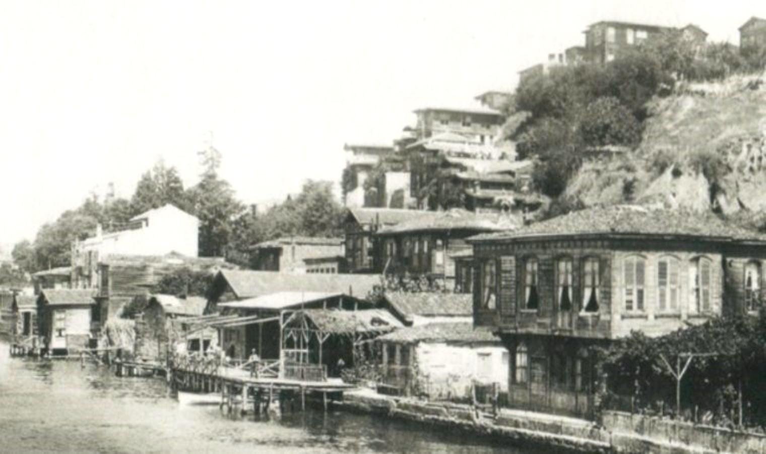 istanbulun-tarih-ilceleri-ve-isimlerinin-kokenleri-9fmiCD3E.jpg istanbulun-tarih-ilceleri-ve-isimlerinin-kokenleri-9fmiCD3E.jpg