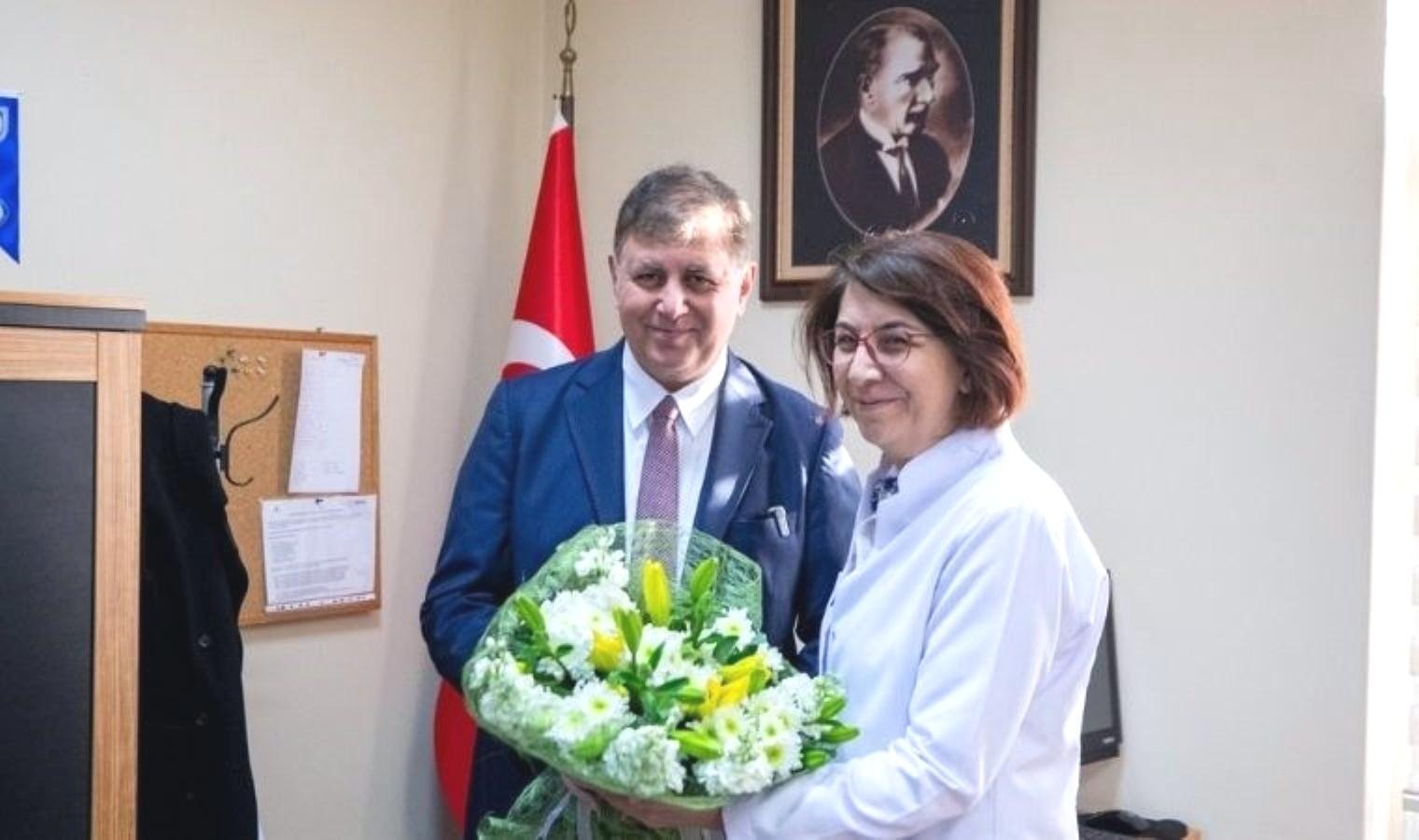 izmir-esrefpasa-hastanesinde-yeni-hizmetler-ve-gelismeler-TKeEIR8f.jpg izmir-esrefpasa-hastanesinde-yeni-hizmetler-ve-gelismeler-TKeEIR8f.jpg