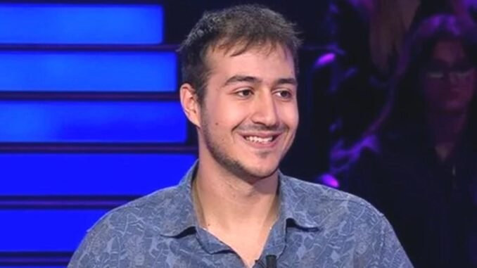 kim-milyoner-olmak-isterde-duhan-basar-ahmetoglunun-heyecan-dolu-anlari-2829Fd3L.jpg