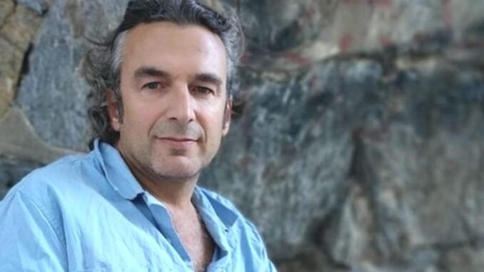 peyk-grubunun-solisti-irfan-alis-hayatini-kaybetti-N9Rbu3c6.jpg