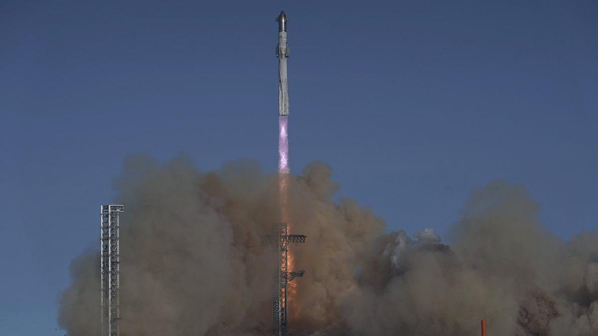 spacex-guney-teksastan-starship-roketinin-altinci-test-ucusunu-gerceklestirdi-LrMPAu9r.jpg