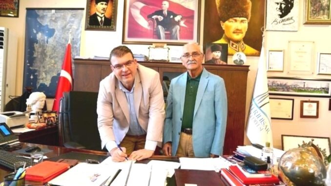 tulov-badem-cicegi-projesi-ile-doga-ve-egitim-destekleniyor-KGZqp8aY.jpg