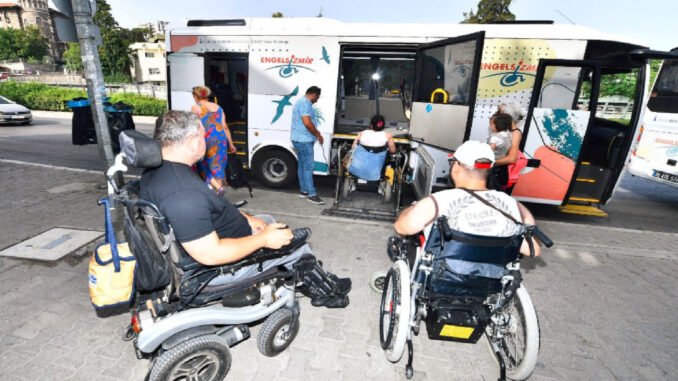 İzmir’de Engelli Bireyler İçin Erişilebilir Hizmetler Sunuluyor