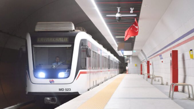 İzmir Metrosu Sefer Programında Değişiklik