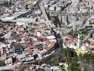 İzmir’de Asfalt Seferberliği Devam Ediyor - Merhaba İzmir